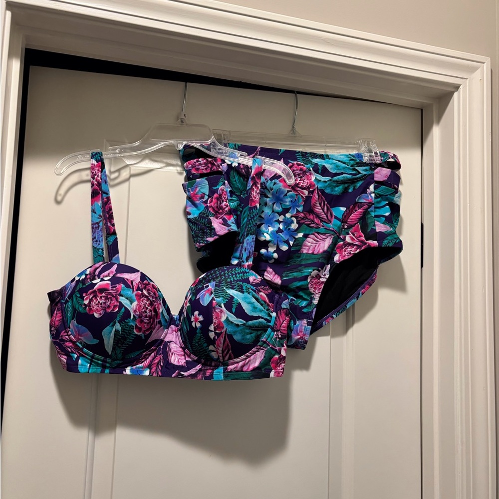 Swimsuits for all 
Floral Women's Swimwear Set